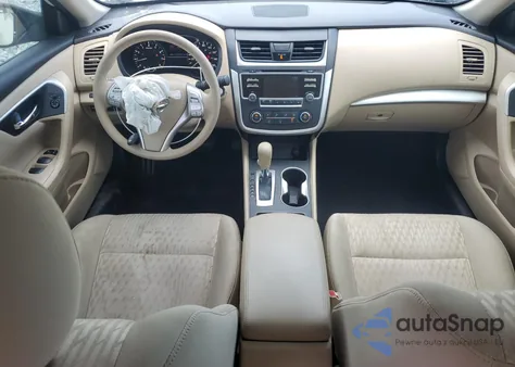 2016 Nissan Altima 2.5 z USA, uszkodzony, nr VIN 1N4AL3AP3GC208378